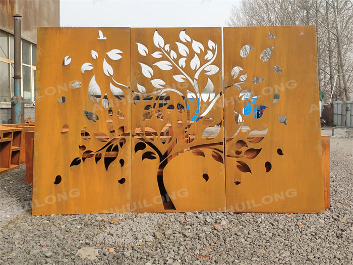 Vintage style exterior rusted corten steel garden screen panels for Metal Art