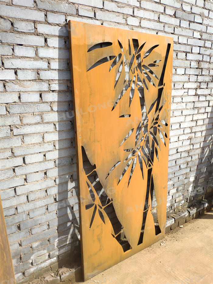 Rusty Metal Bamboo Corten fence For Landscaping Ideas