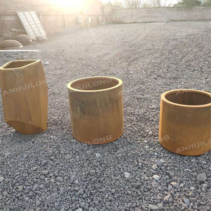 Different corten steel flower pot combination