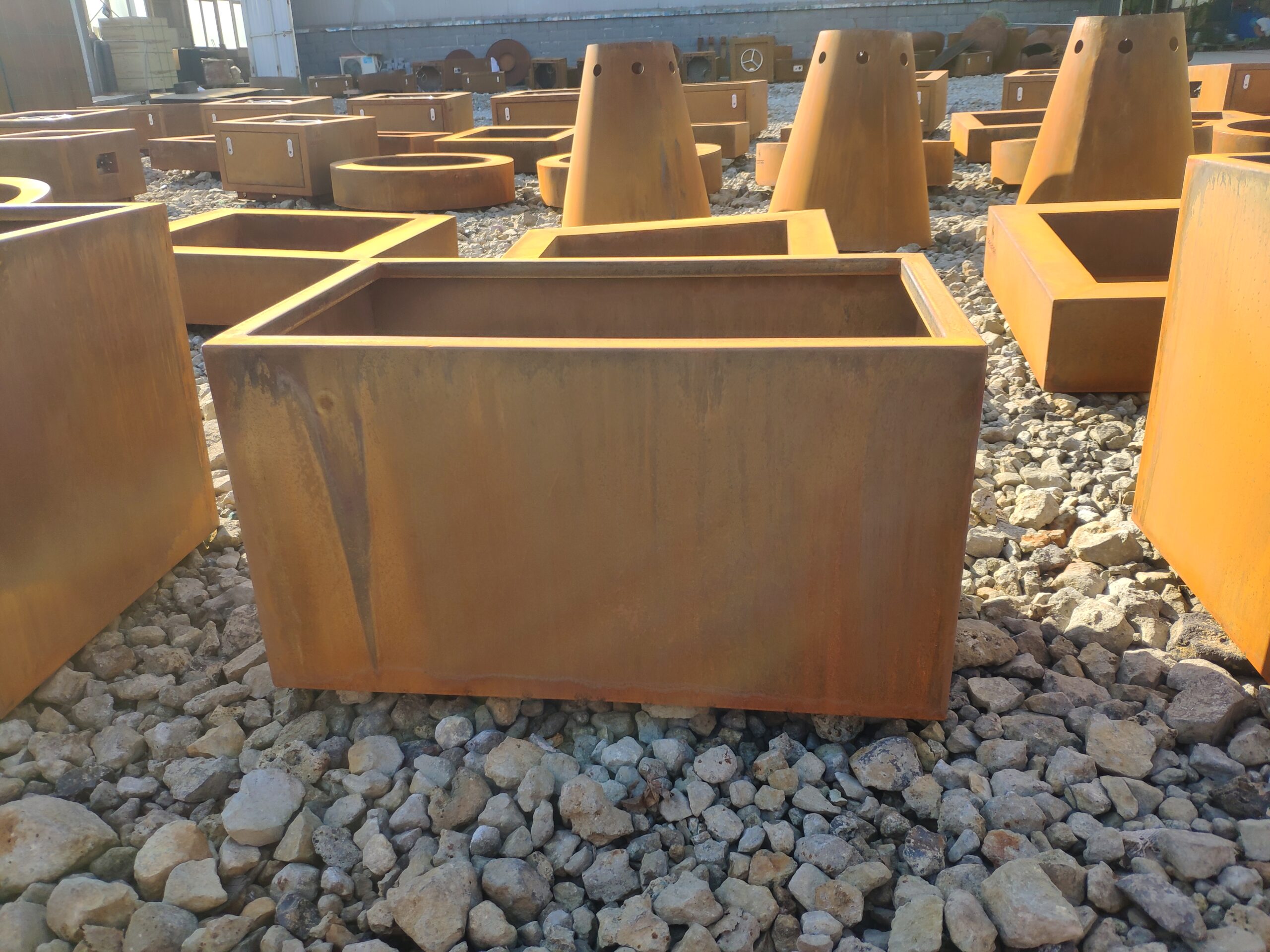 Outdoor corten steel square flower pot