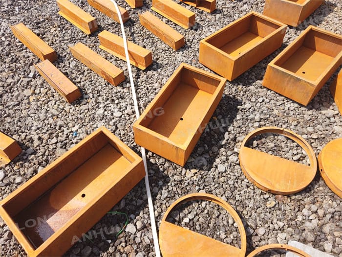 Classical Corten Steel Planter With Unique Rust-like Color