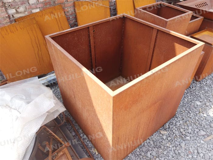 Outdoor Large Corten Steel Planter Pot For Planting Trees