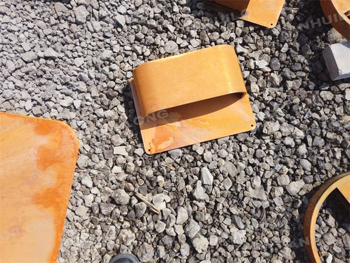 Classical Rust Like Color Corten Steel Planter With Different Shapes