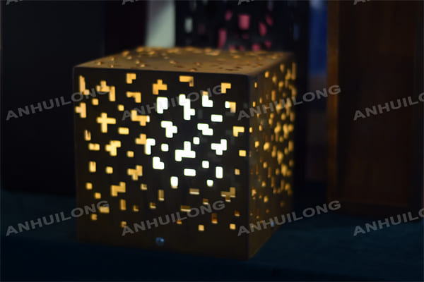 Laser Cutting Cube Corten Lamp With Solar LED Lighting Manufacture