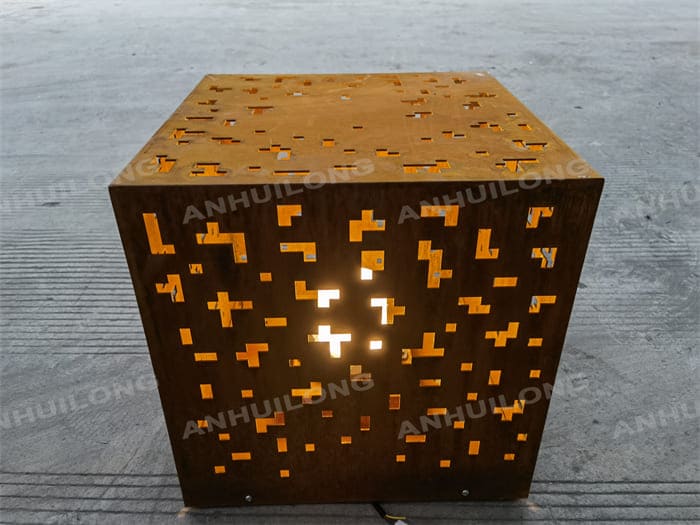Durable And Unique Corten Steel Lights With High Quality