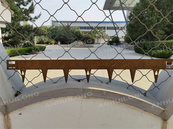 3 Inch Rusted Steel Garden Edging With Tree Rings