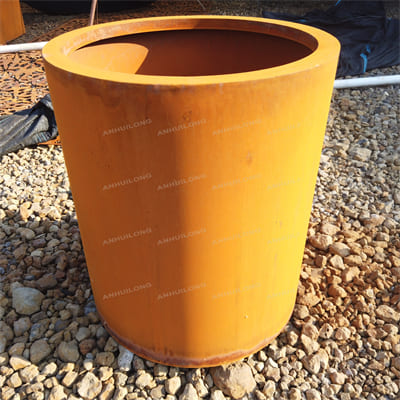 AHL corten steel planter with design sense