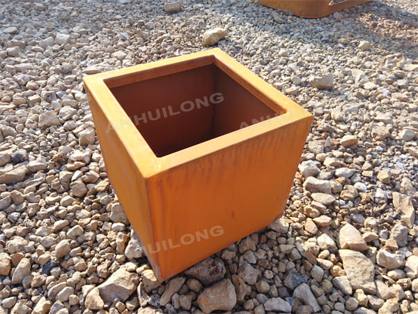 Eye catching corten steel planters for city decoration project