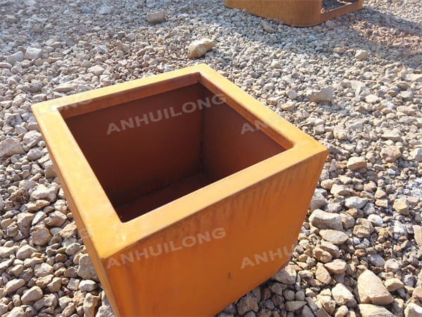 Eye catching corten steel planters for city decoration project