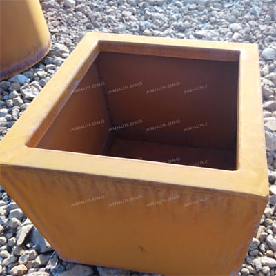 Corten steel planter with low cost