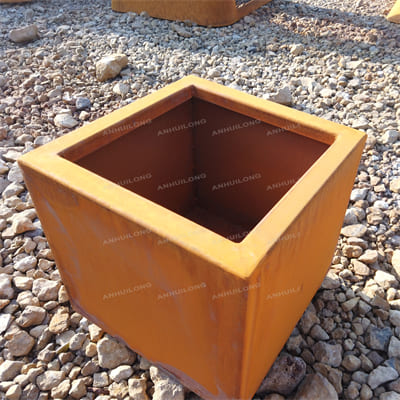 Corten steel planter with low cost
