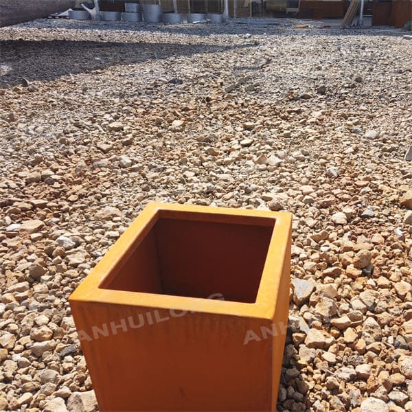 Decorative corten steel planters For Metal Art