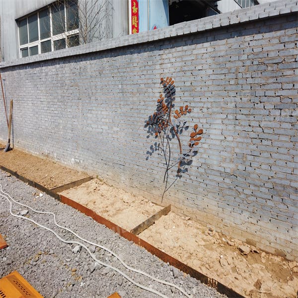 Laser cut rusted steel garden edging For Metal Art