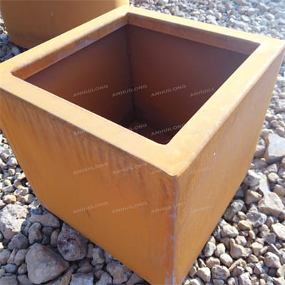 Outdoor corten steel planter with high applicability