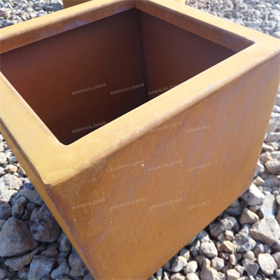 Outdoor corten steel planter with high applicability