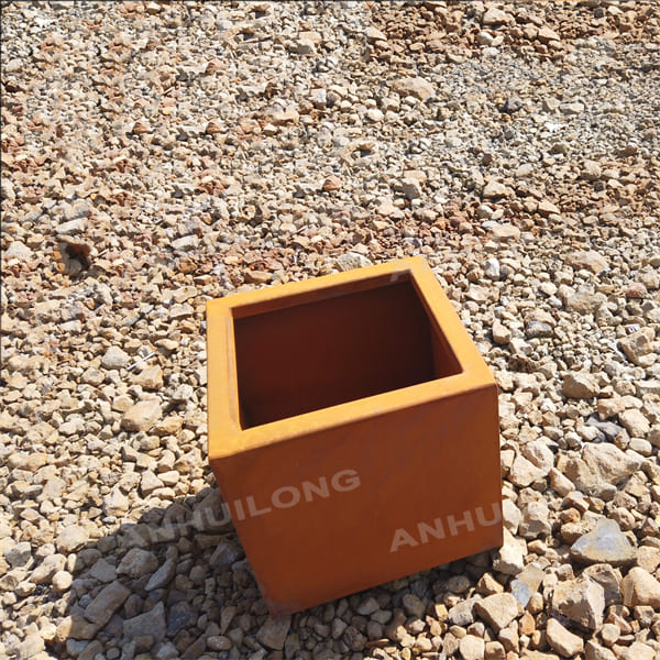 Rust-like corten steel planters For Landscaping