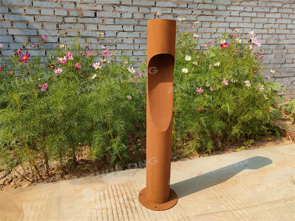 Rustic style economic and durable Column corten steel lighting