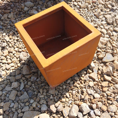 The corten steel planter with distinctive aesthetics