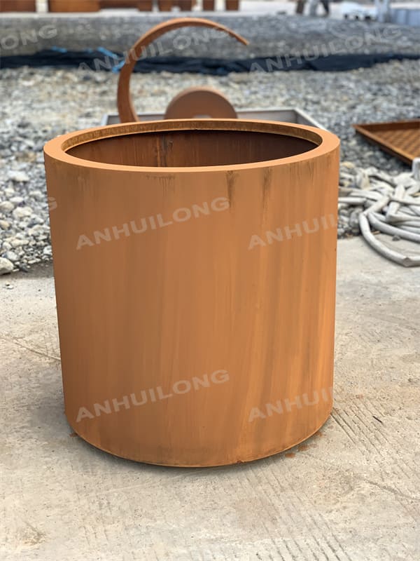 circular metal planter,cylindrical planter,corten steel flower pot