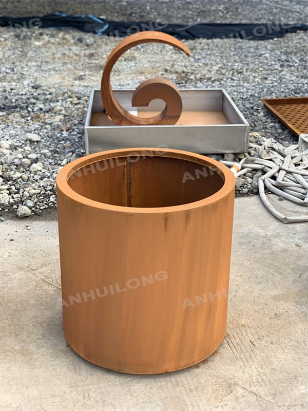 circular metal planter,cylindrical planter,corten steel flower pot