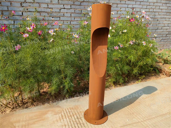 Rustic style economic and durable Column corten steel lighting