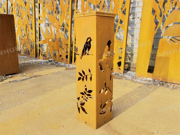 Economical And Low Maintenance Corten Steel Standing Lamp