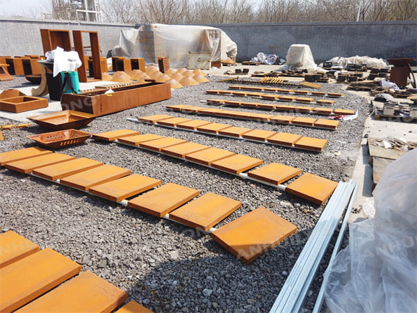 AHL Industrial Style Weathering steel fence  For City Gardens Landscape Manufacture