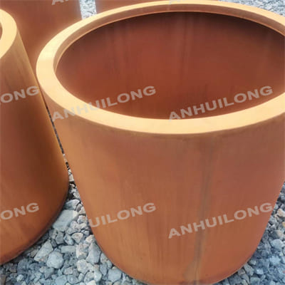 AHL corten steel planter with unique design