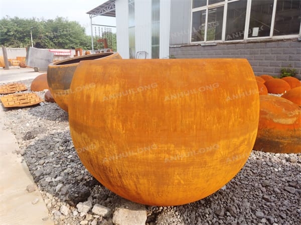 City street round corten steel planters