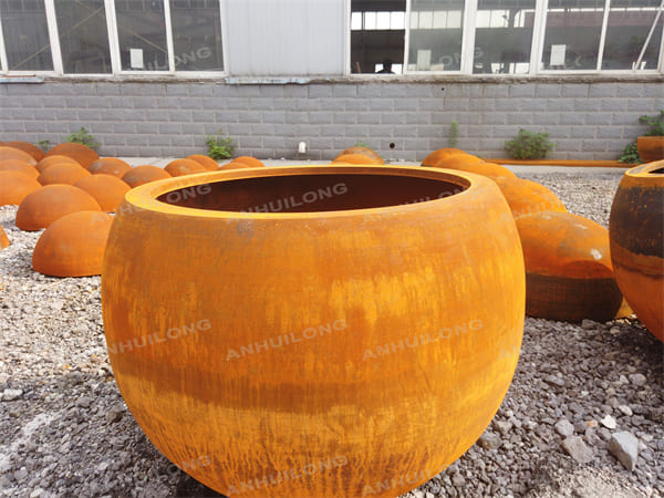 City street round corten steel planters