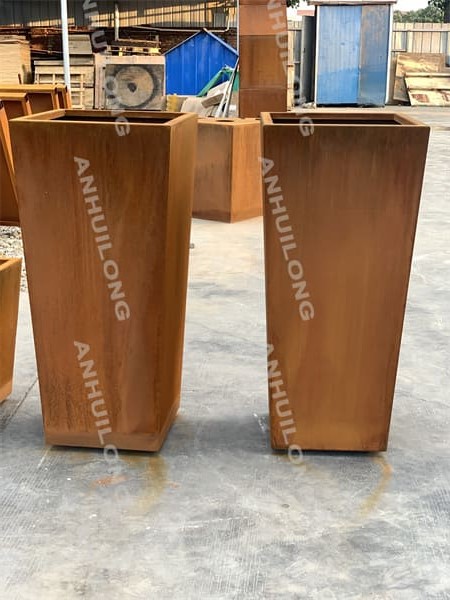 Nature Style corten steel planters used in both commercial and residential settings