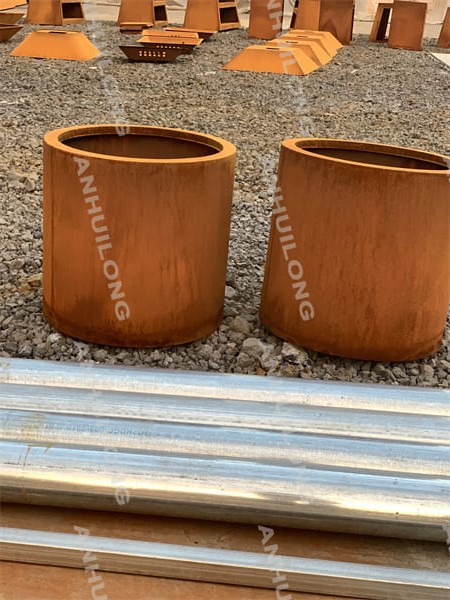 economic and durable corten steel cylindrical planter for Ornamental Garden