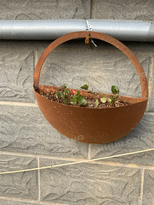 corten steel hanging metal planter for home decoration