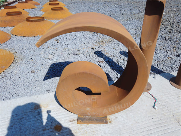 Rustc style corten steel water fountain