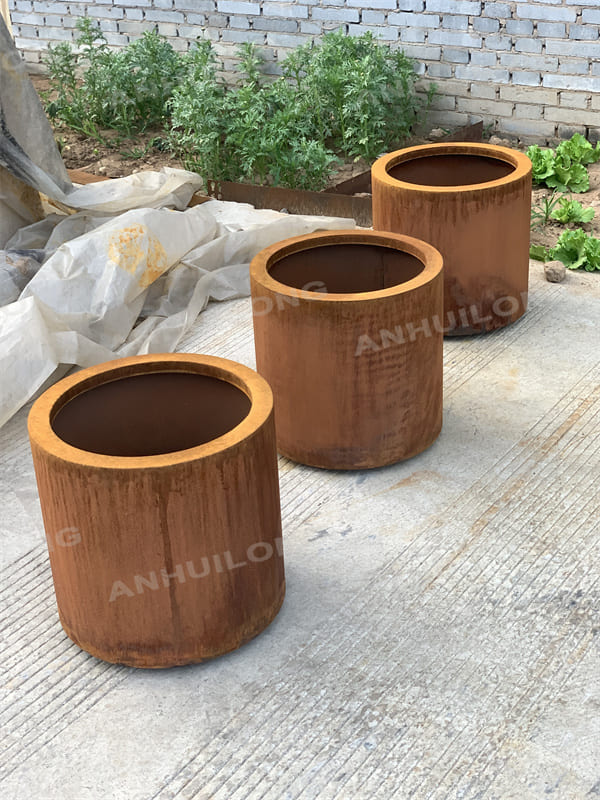 Metallic series rouded flowerpot For Gardening Articles