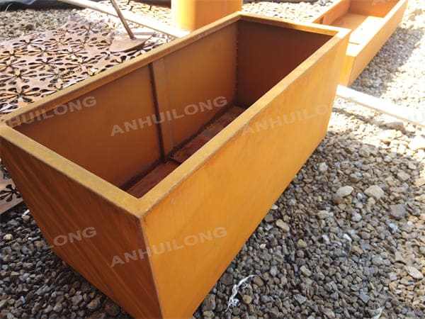 Customized Outdoor Large Metal Planter