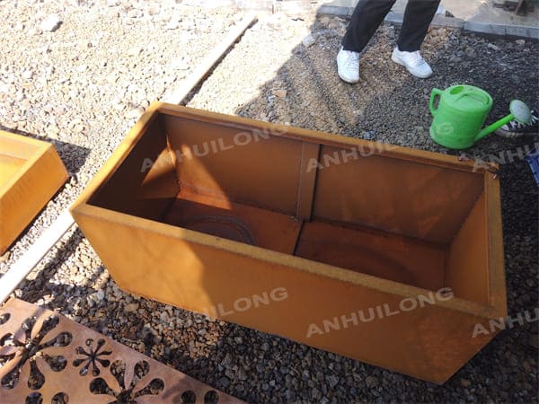 Versatile Style Corten Steel Planter For Landscape