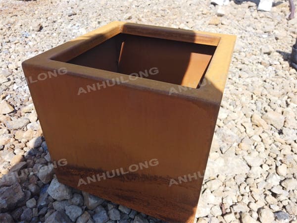 Unpainted Low Maintenance Corten Steel Planter Pot