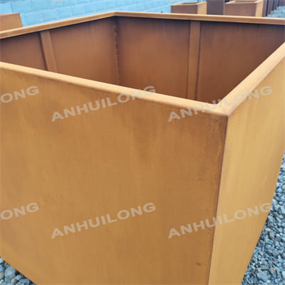 A popular aesthetic corten steel planter