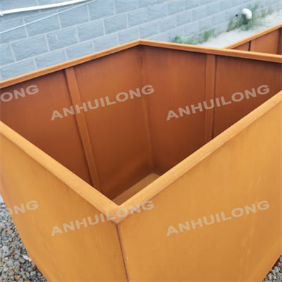 A popular aesthetic corten steel planter