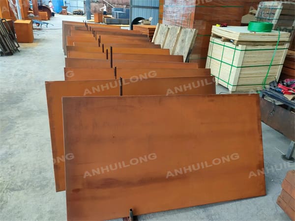 AHL corten steel Weathering Resistant Steel  outdoor privacy screen panels For Municipal Projects