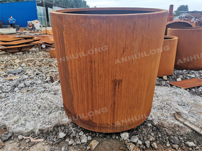 Corten steel planters are suitable for both home and commercial applications