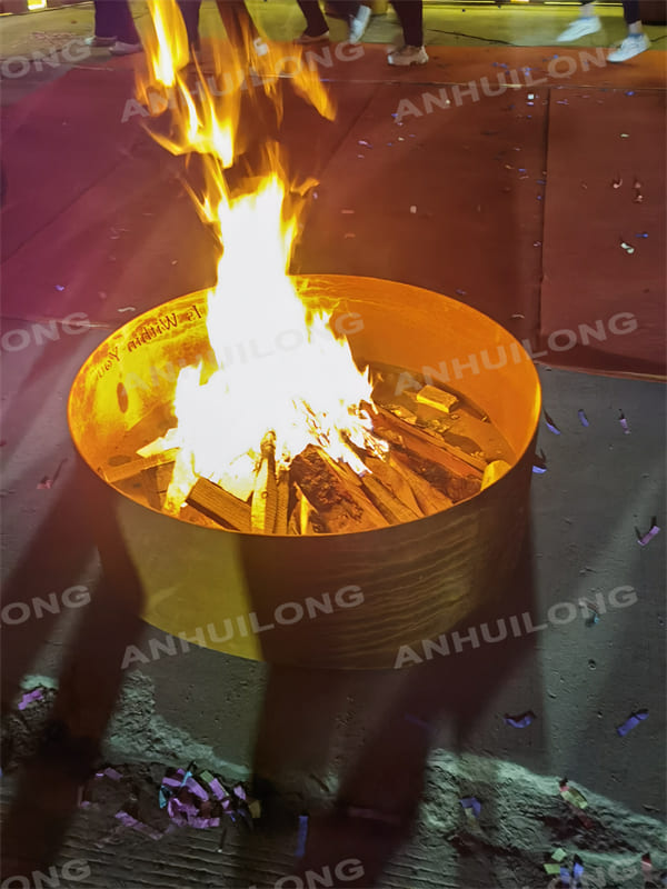 Wave Corten Steel Fire Pit 40.5 Inch Manufacturer