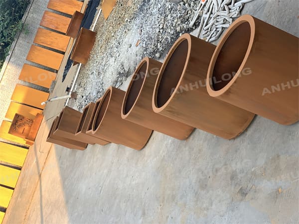 Modern farmhouse rustic design cylindrical planter Wholesale