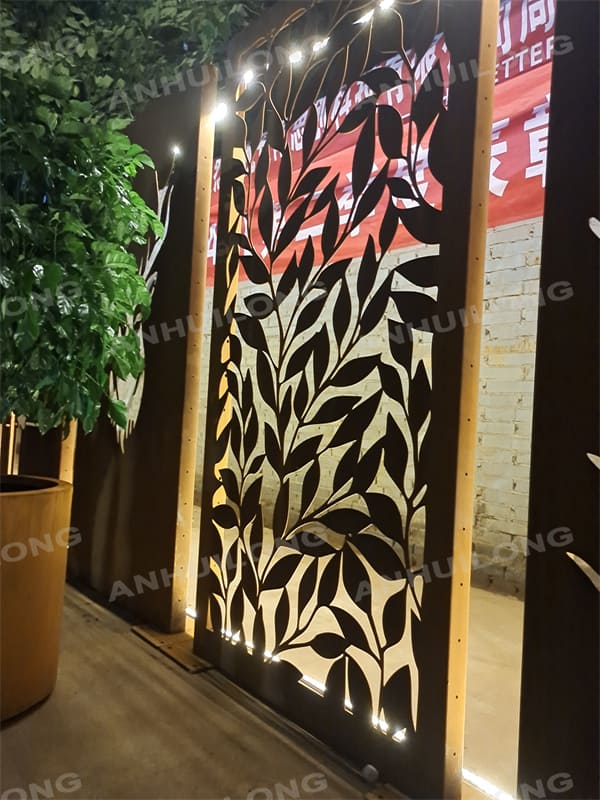 Chinese supplier of corten steel gate