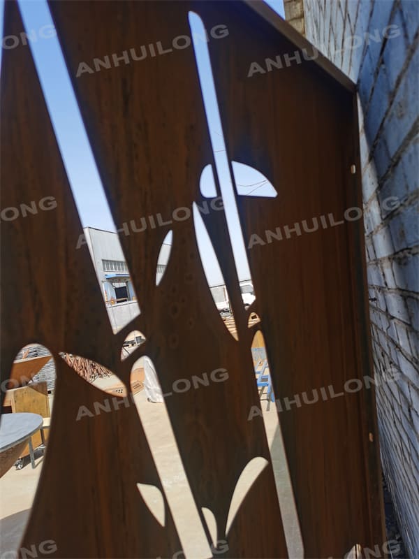 No maintenance after pre-rusted treatment corten screen panels