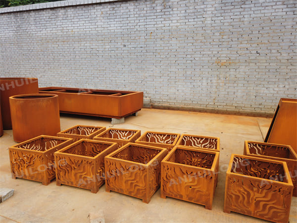 Corten A Steel Planter Pot That Gives You A Variety Of Options