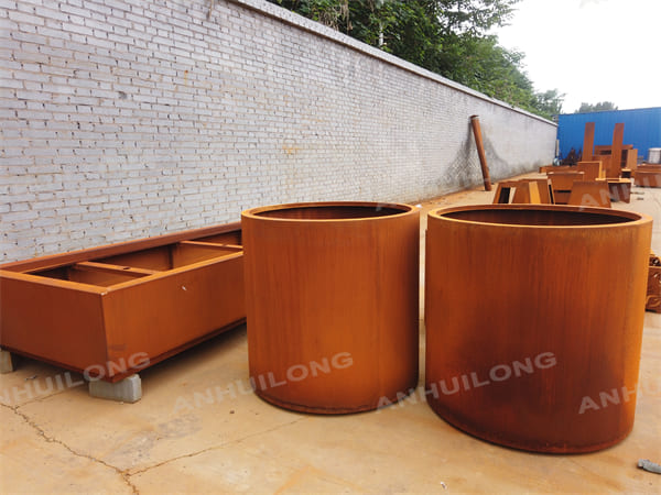 Corten Steel Metal Planter Pot In Natural Style