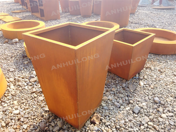 Easy And Modern Style Corten Steel Planter Pot