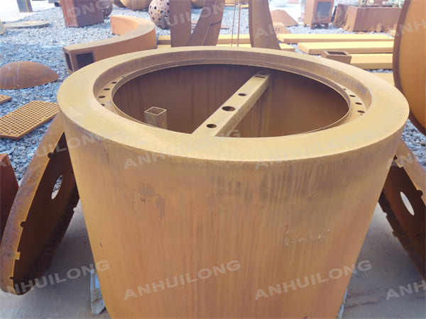 Corten Steel Planter Pot With Rustic Aesthetic Appeal
